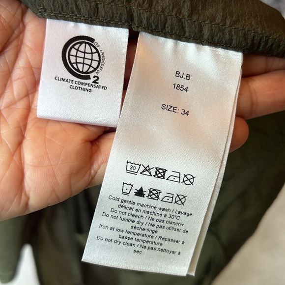 GANNI Olive green shirt-dress in 100% fine cotton ripstop. 2018 Collection. - Picture 5 of 6